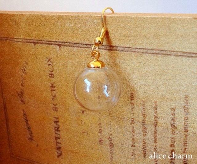 貴方の世界を閉じ込めて♪ ボール型☆フックピアス