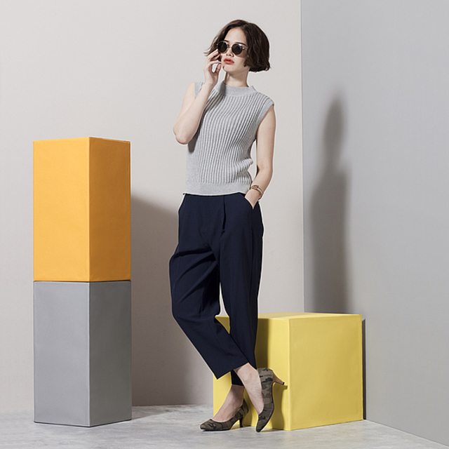 GU / イージーハイウエストボリュームパンツ