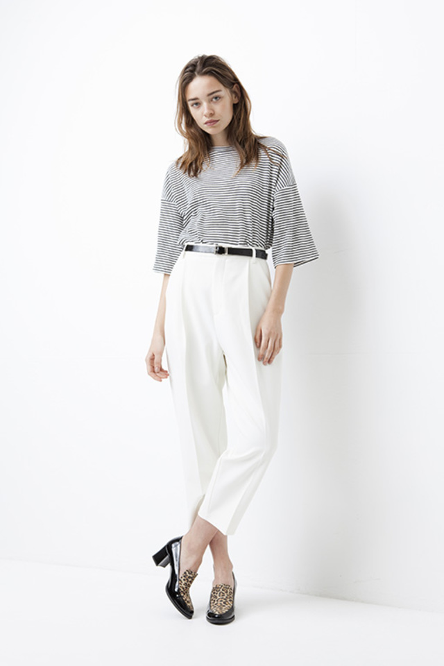 （GU）イージーハイウエストボリュームパンツ