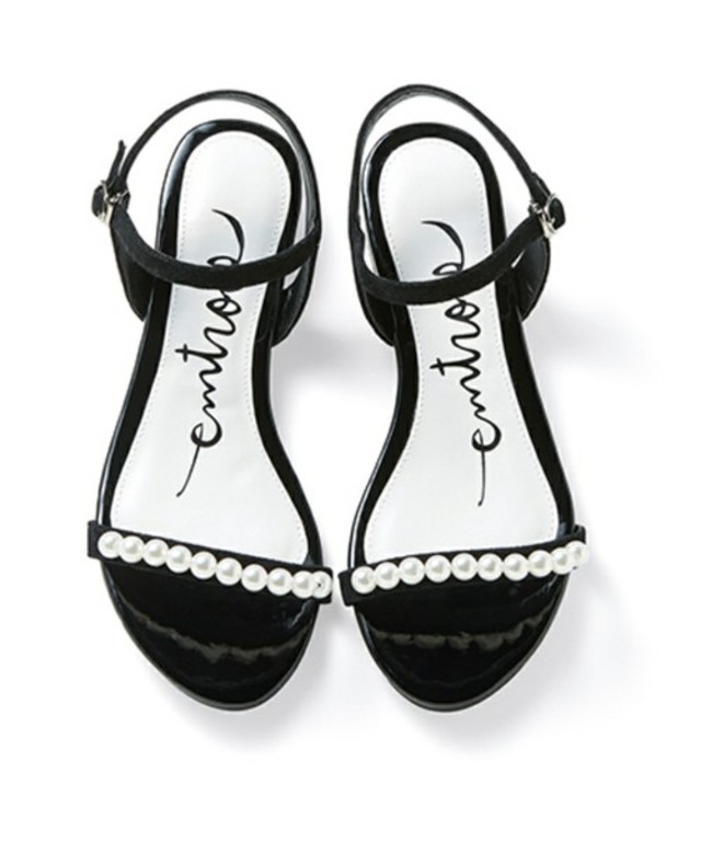 haco! エムトロワ　プラパールがポイントの華奢サンダル