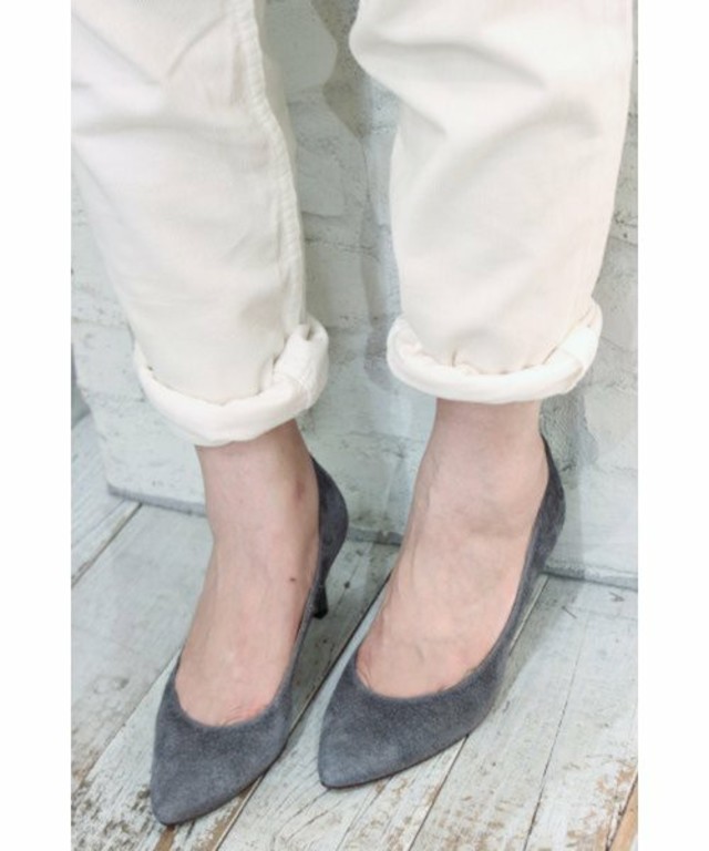 スエードパンプス