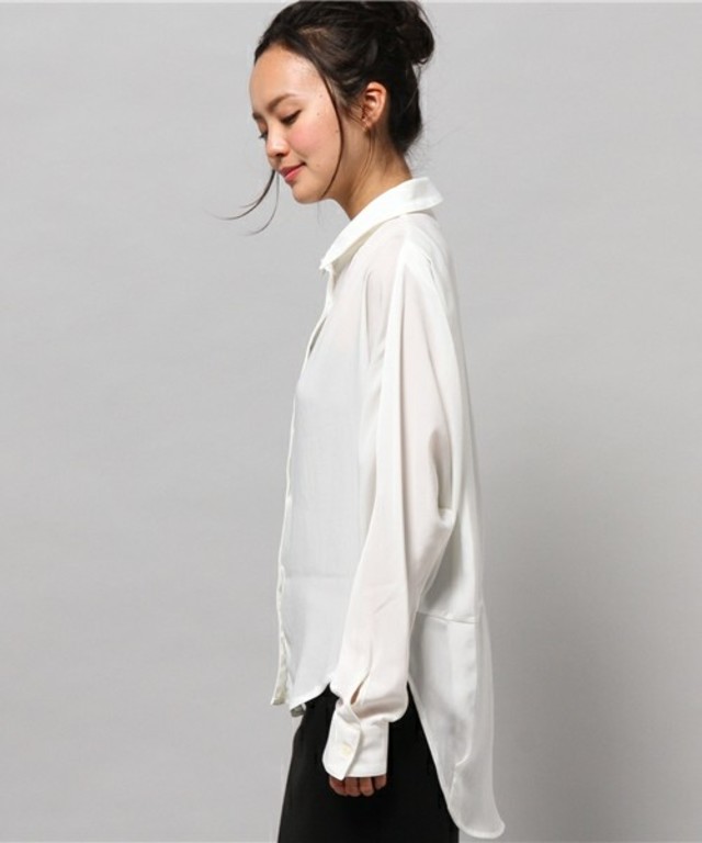 サテンドルマンシャツ