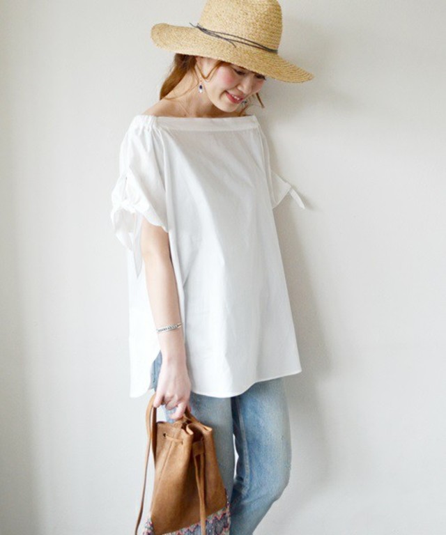 オフショルダーリボンブラウス(SHIPS)