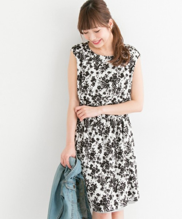 ROSSO モノトーンフラワーリバーシブルワンピース