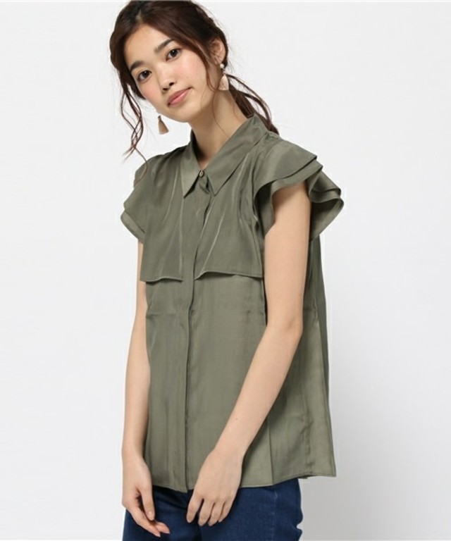 フレアスリーブブラウス