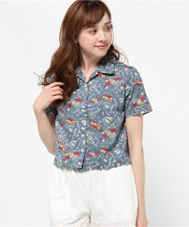 アロハ柄開襟シャツ