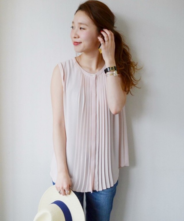 SHIPS for women  フロントプリーツノースリーブブラウス