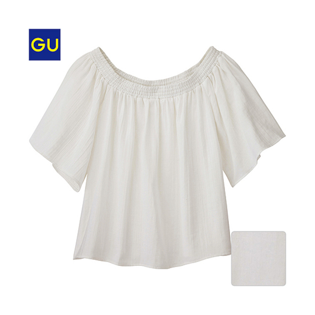 オフショルダーブラウス