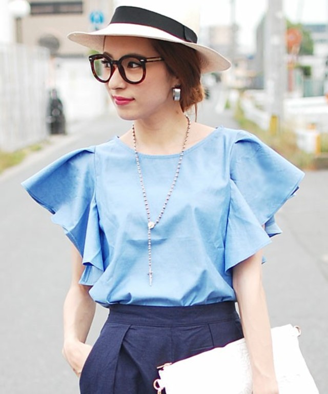 MOCA　ドレッシーフレア肩フリルコットンブレンドノースリーブブラウス