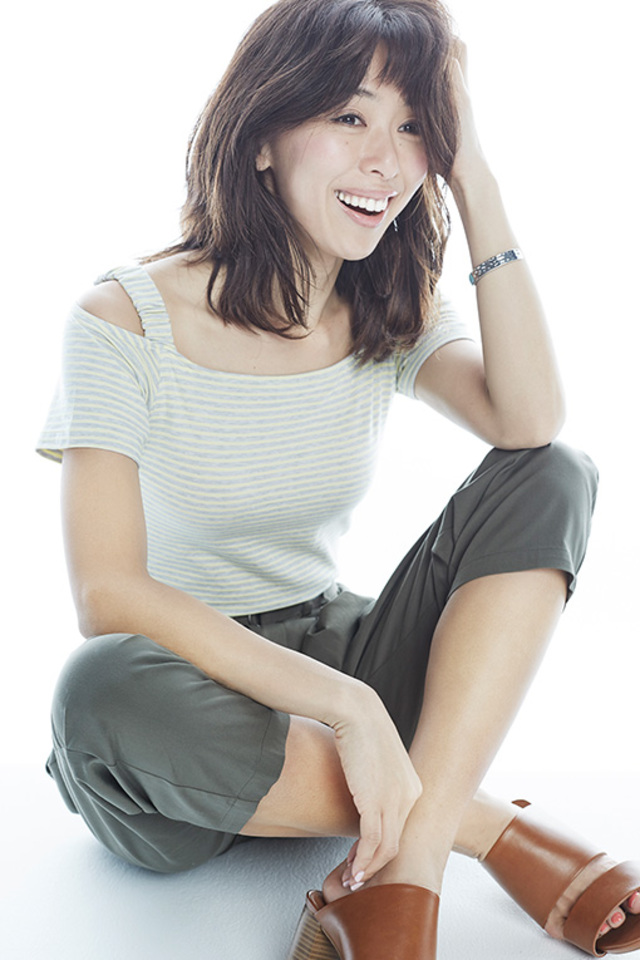 GU / ブラフィールボーダーオフショルダーＴ