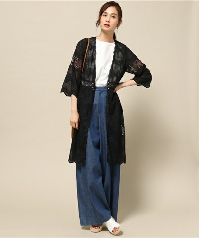 Q  オリエンタルレースガウン