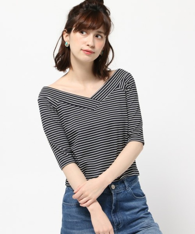 BLONDY ReLISH　リップルボーダーオフショルＴＯＰＳ