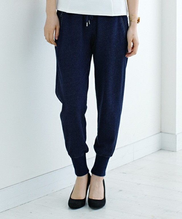 haco!  ＳＨＥ　ＴＨＲＯＵＧＨ　ＳＥＡ　＃インディゴ染め裏毛のアーバンスウェットパンツ＜インディゴ＞