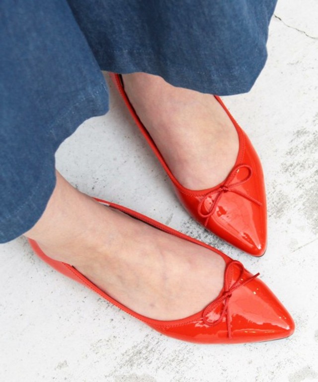 BY∵ エナメルポインテッドバレエシューズ