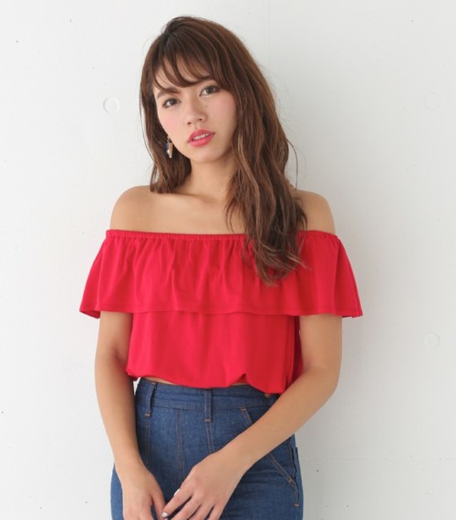SLY FRILLオフショルTOPS