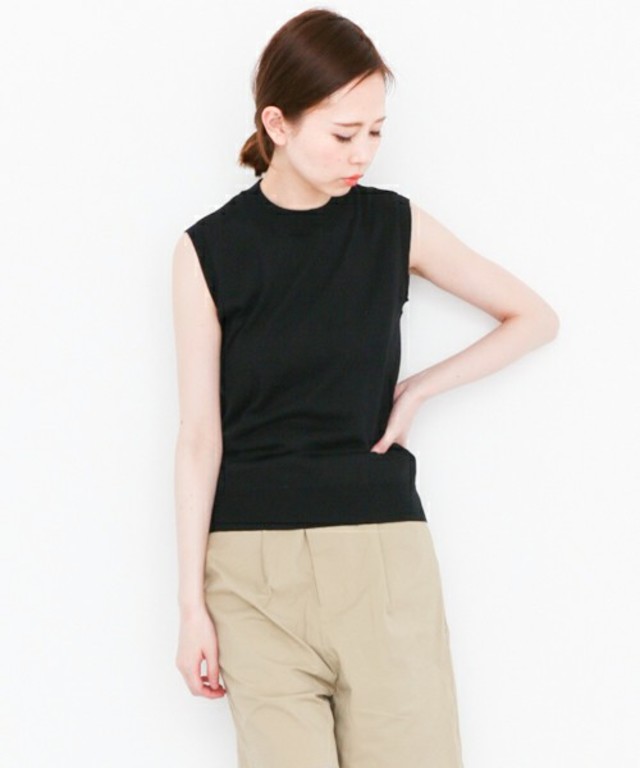 KBF / illi コットンノースリーブニット