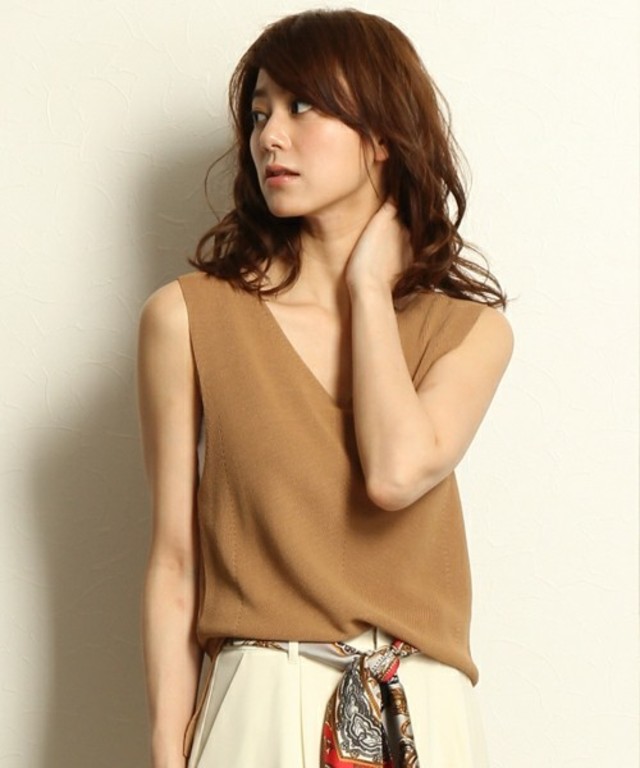 Andemiu Vネックキリカエアゼノースリーブ