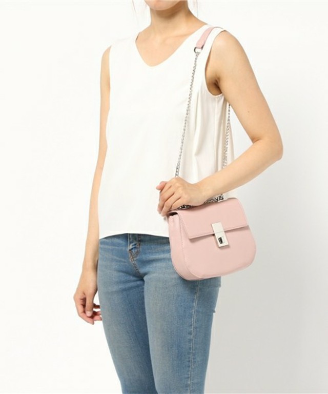 ラウンドチェーンバッグ