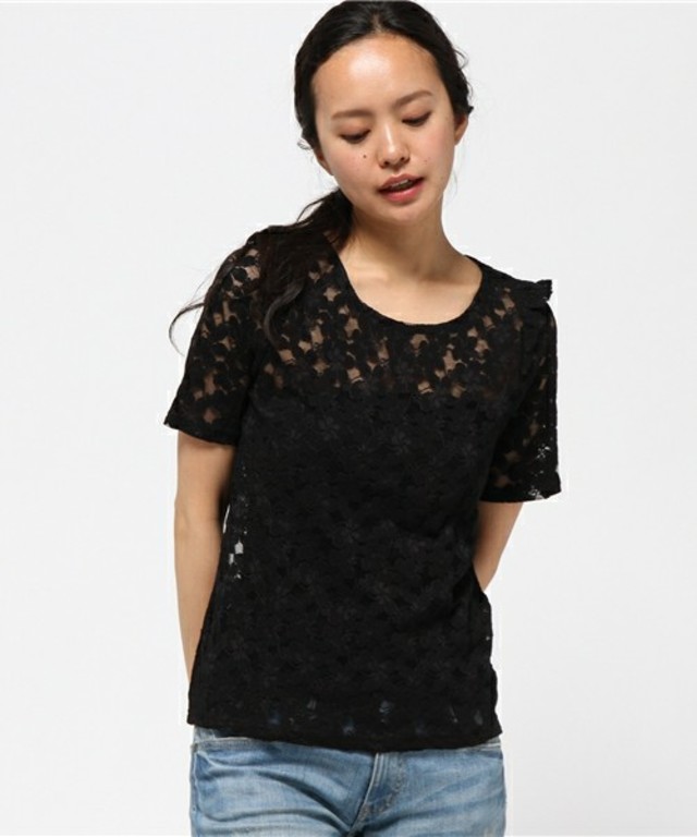 one after another NICE CLAUP 肩フリルレースインナー