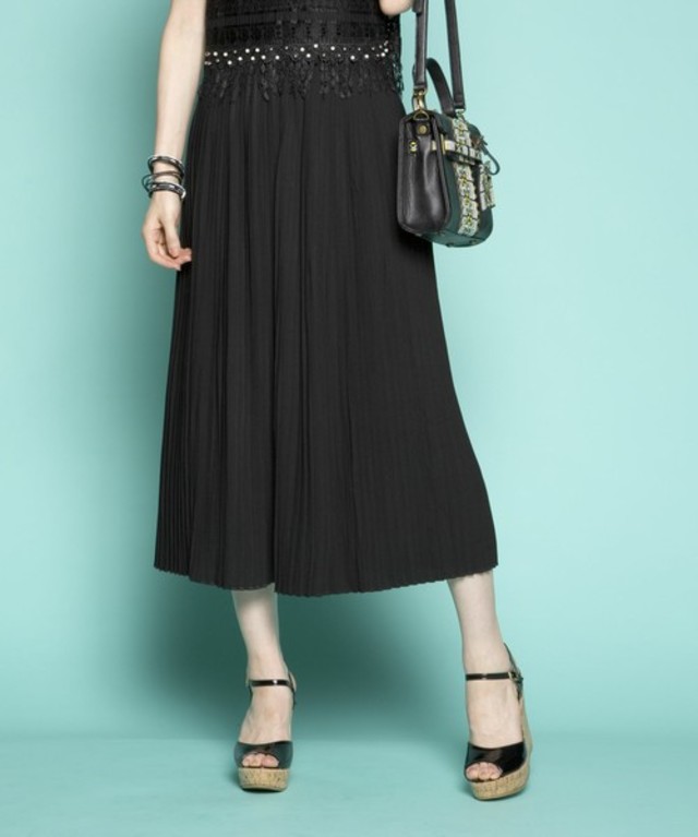 PLAIN CLOTHING】 ロングプリーツパンツ 1件の着用レビュー