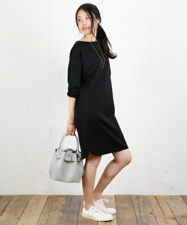 COLLAGE GALLARDAGALANTE ラウンドスリットワンピース