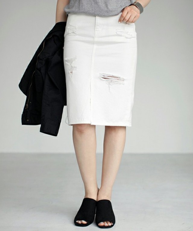 AZUL by moussy WHTデニムクラッシュタイトSK