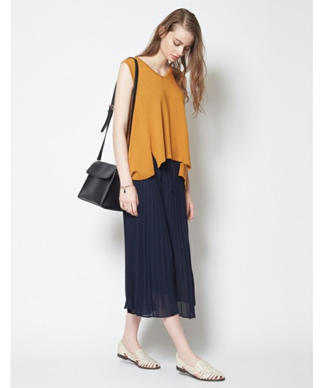 titivate バックタックノースリーブニットプルオーバー