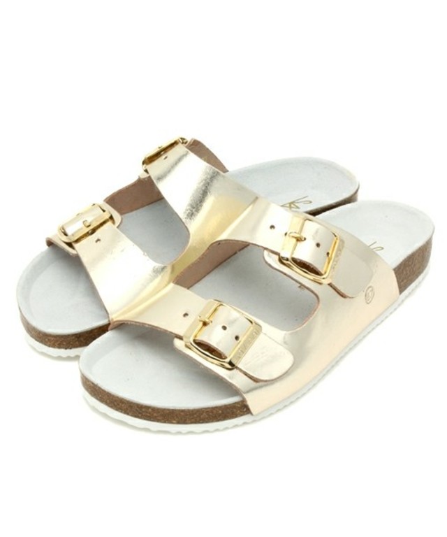 メタリックサンダル