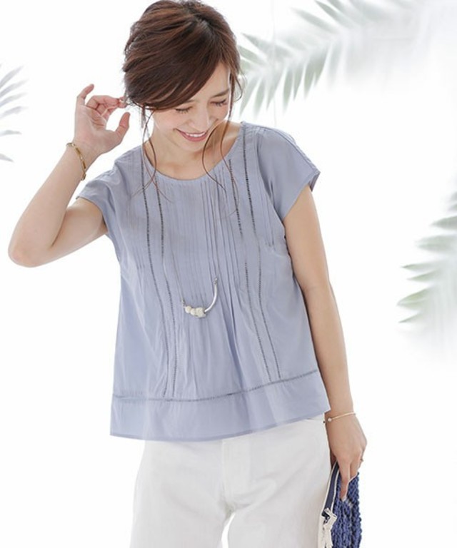 nano・universe ピンタックブラウス