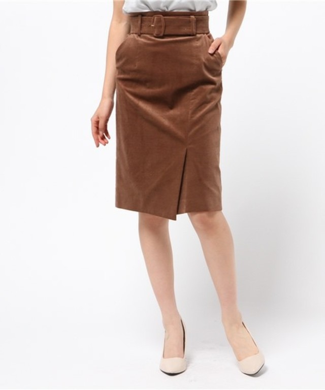 ベルト付タイトスカート