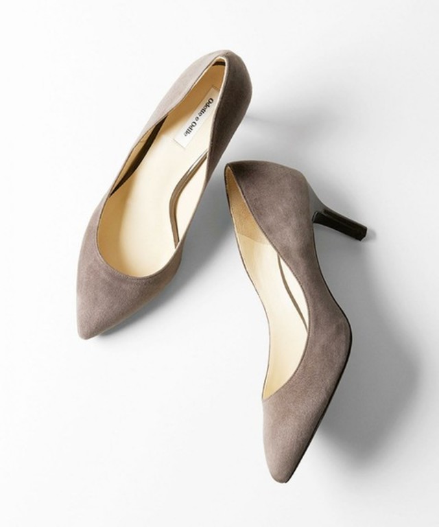 Odette e Odile ポインテッドトゥパンプス
