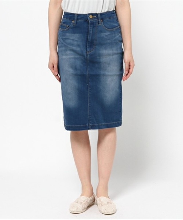 デニムタイトスカート