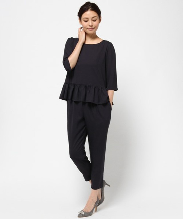 AULI裾フリルセットアップ