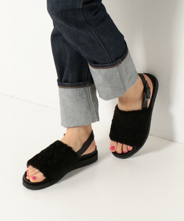 OIC ムートン サンダル20