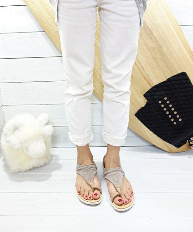 Yarra　エミュ　サンダル