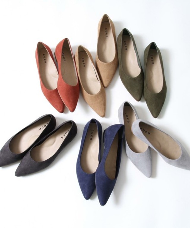 ポインテッドフラットシューズ