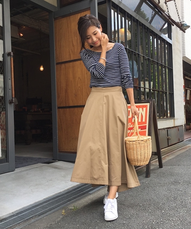 アンバランスヘムスカート