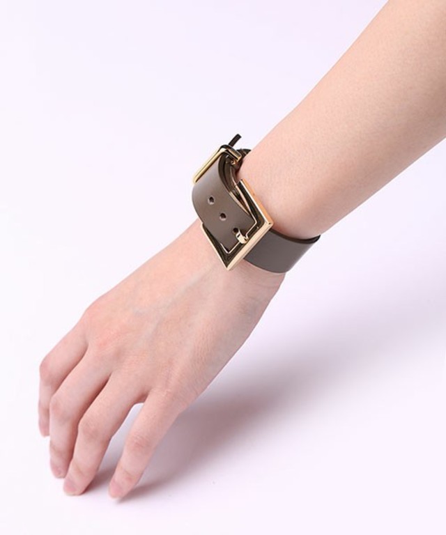 nano・universe ワイドバックルレザーブレスレット