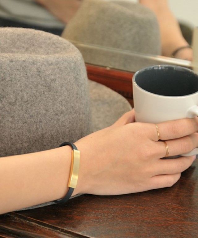 Jewel Addict シックレザーブレスレット　ネイビー