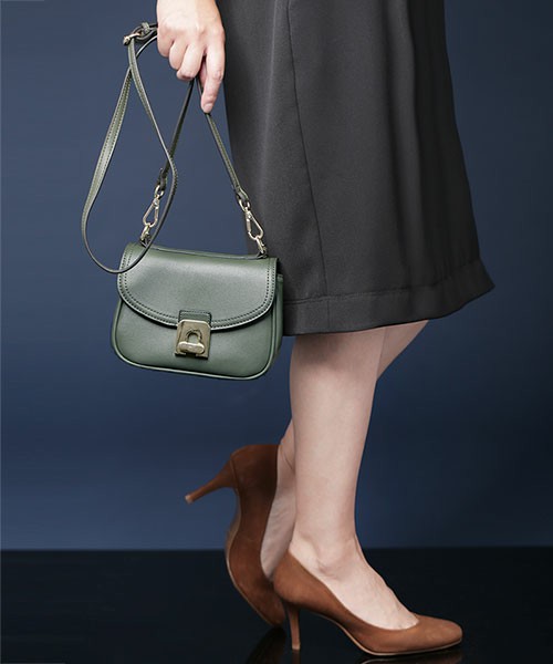 チェーンハンドルミニバッグ