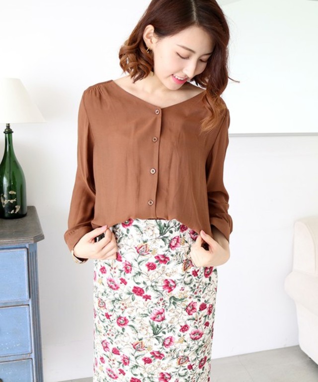 N.（N. Natural Beauty Basic） ビエラ両Vネックブラウス