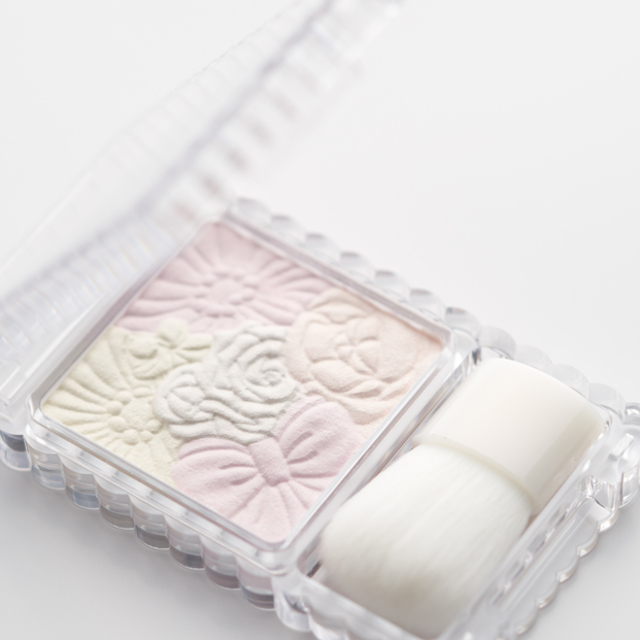 キャンメイク グロウフルールハイライター