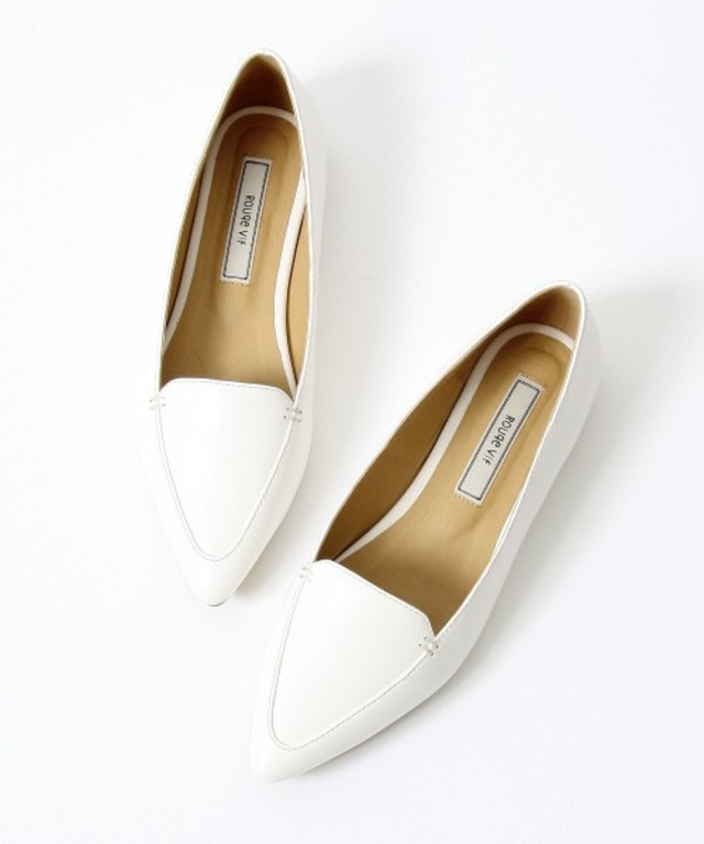 ポインテッドフラットシューズ