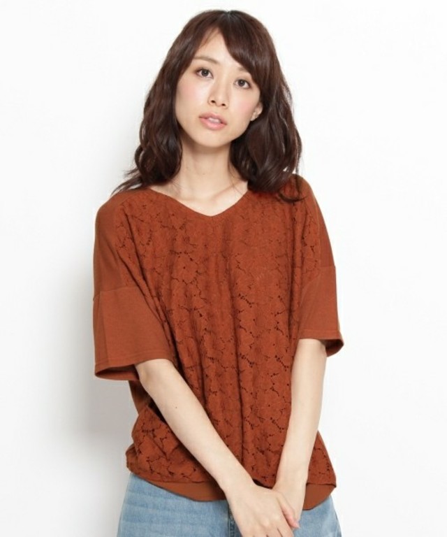 Cutie Blonde レース異素材プルオーバー