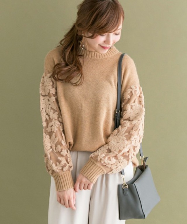 URBAN RESEARCH ROSSO　レース刺繍KNITプルオーバー