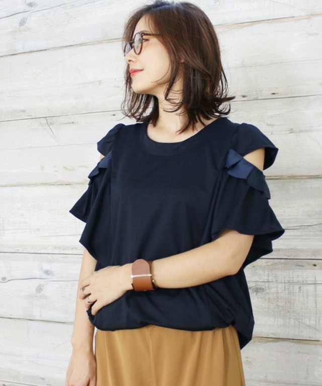 reca リボン“Wフレア”スリーブカットソー