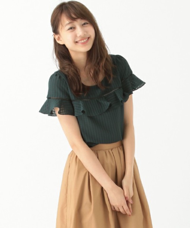 earth music&ecology　胸フリルプルオーバー