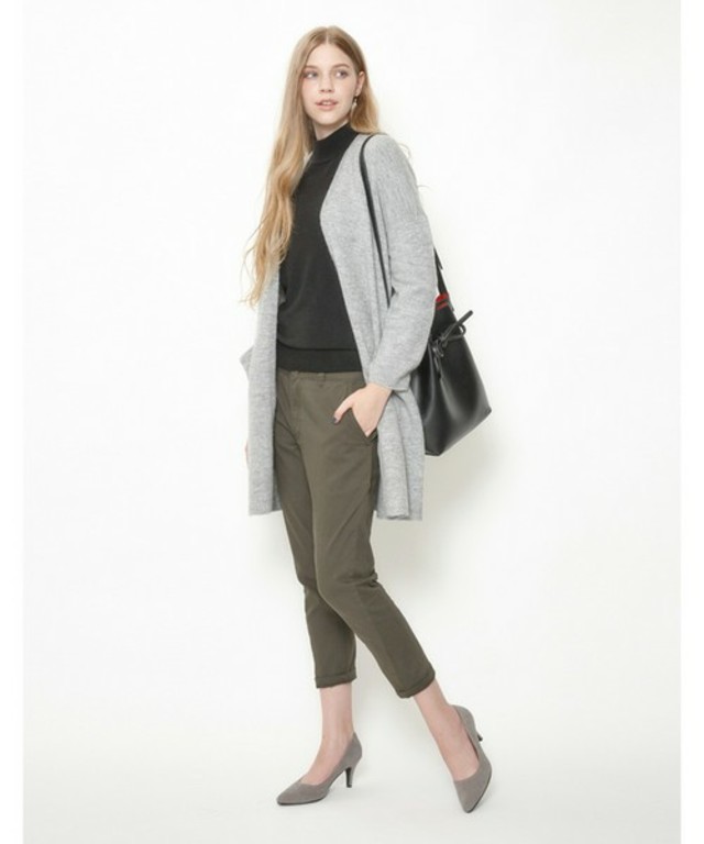 テーパードチノパンツ