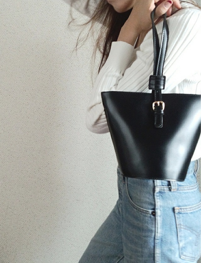 フェイクレザーワンハンドルバッグ