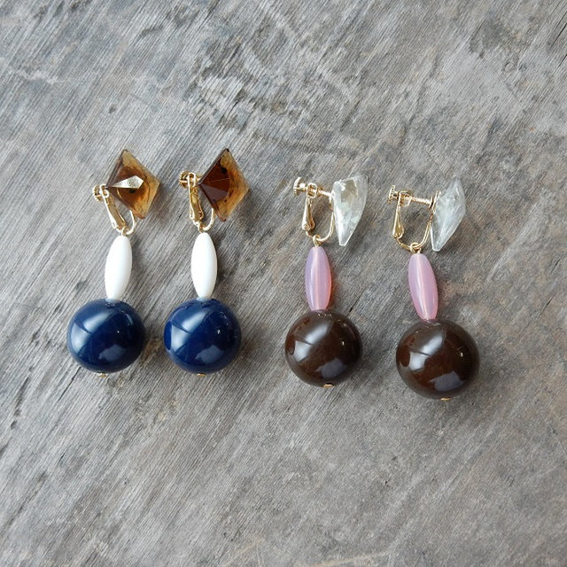 ハンドメイドボリュームイヤリング